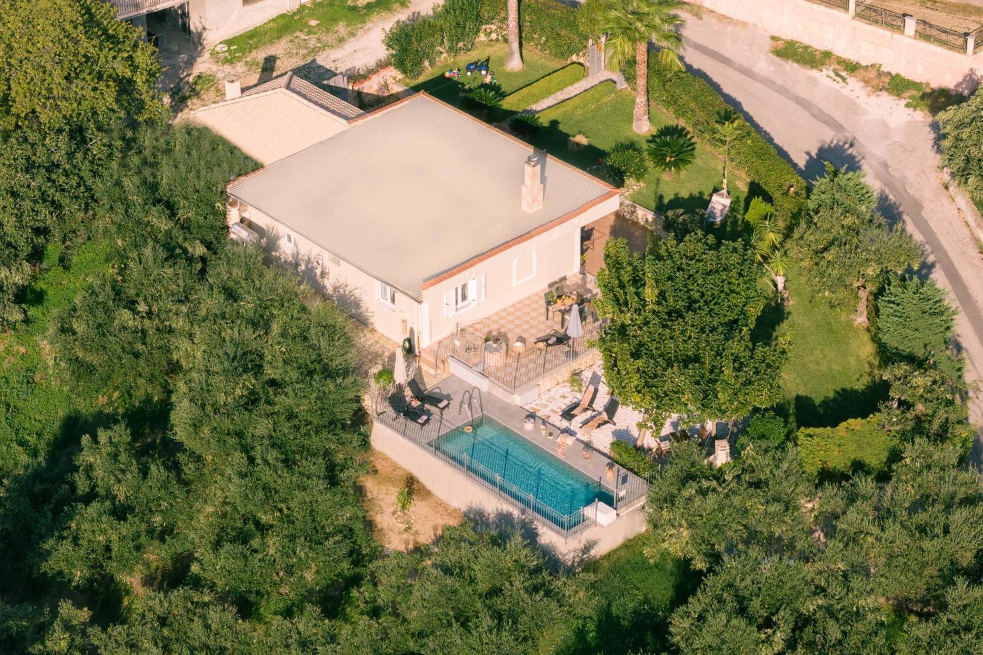 Villa Vrisi Fagias Eksteriør billede
